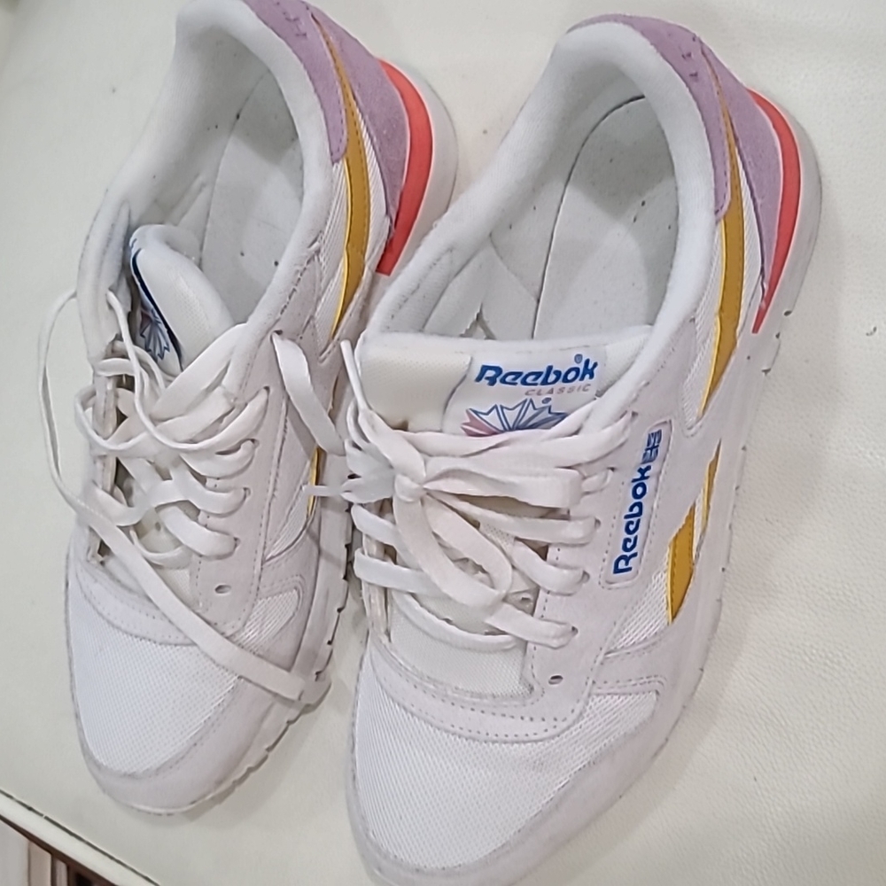 Reebok classic woman sneaker